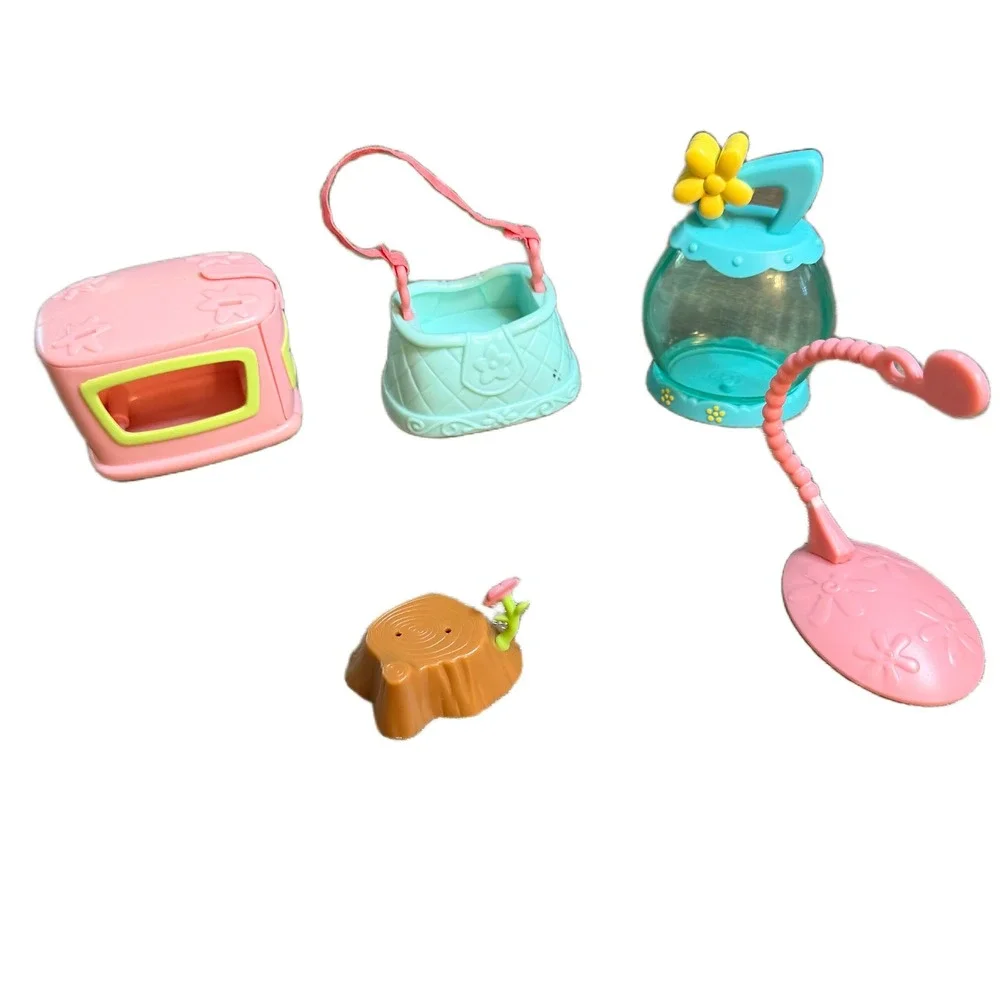Hasbro‎ Littlest Pet Shop LPS Accessory Lot Carrier Purse Terrarium Tree Stump